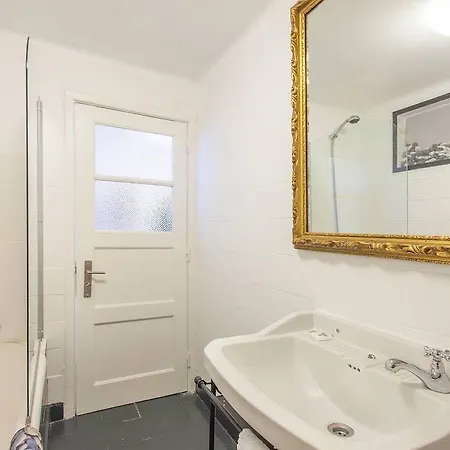 Old Town Alfama Apartment